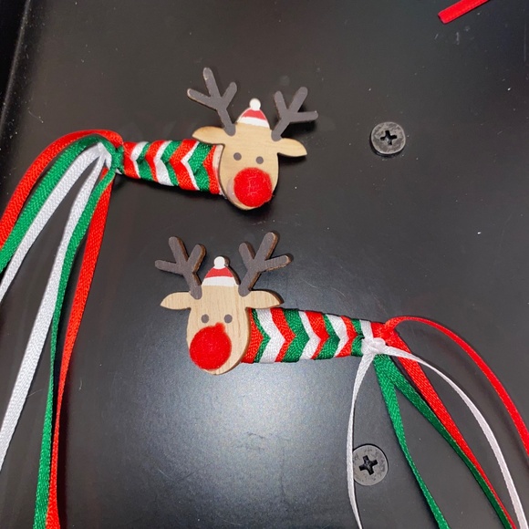 Reindeer Braided Barrette Clips - Picture 3 of 5